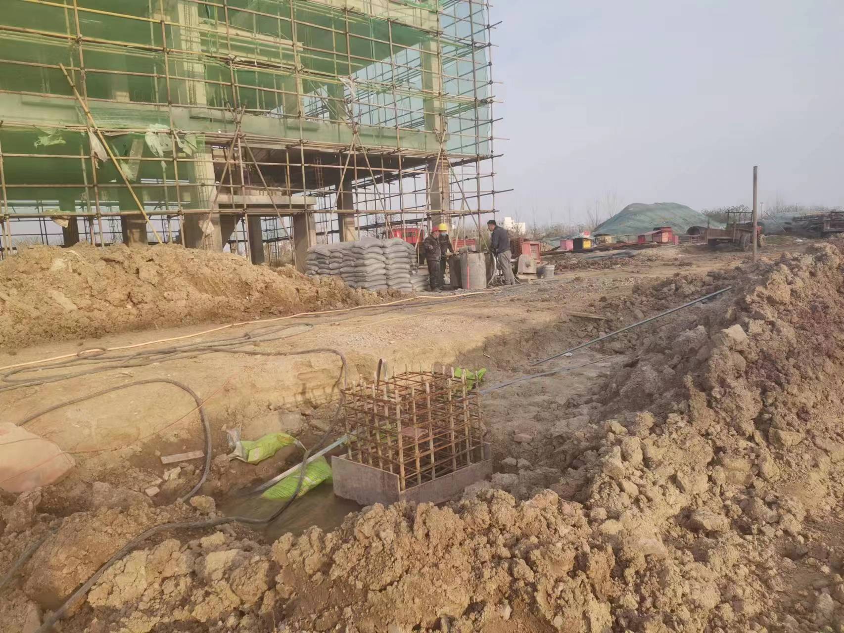 怀安当桥梁出现裂缝的时候应该及时加固修补